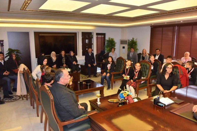 Satranç Ve Zeka Oyunları Spor Kulübü’nden Büyük Başarı