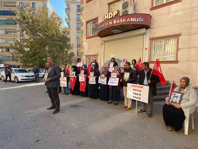 Aileler Her Gün Çağrılarını Yineliyor, Yeni Aileler Nöbete Katılıp Evlatlarının Peşine Düşüyor
