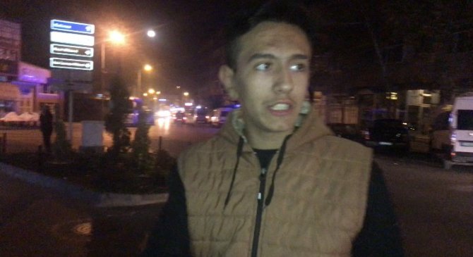 Edirne’de Motosiklet, Anneye Ve Bebek Arabasına Çarpıp Kaçtı