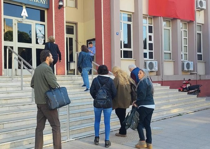 Hdp’li Kadınların Tehditlerine Aydın Gazeteciler Cemiyeti’nden Tepki