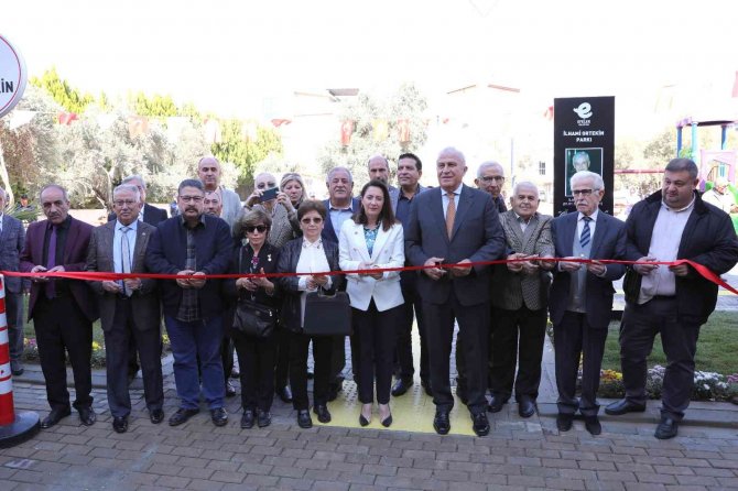 Efeler’de İ̇lhami Ortekin Parkı Açıldı
