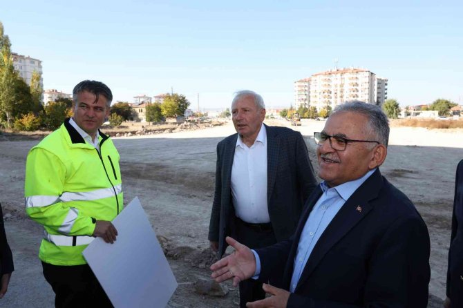 Büyükkılıç’tan Sivas Bulvarı’nı Kocasinan Bulvarı’na Bağlayacak Yolda İnceleme