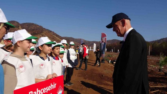 Marmaris’te Yanan Alanda 11 Bin Fidan Dikildi