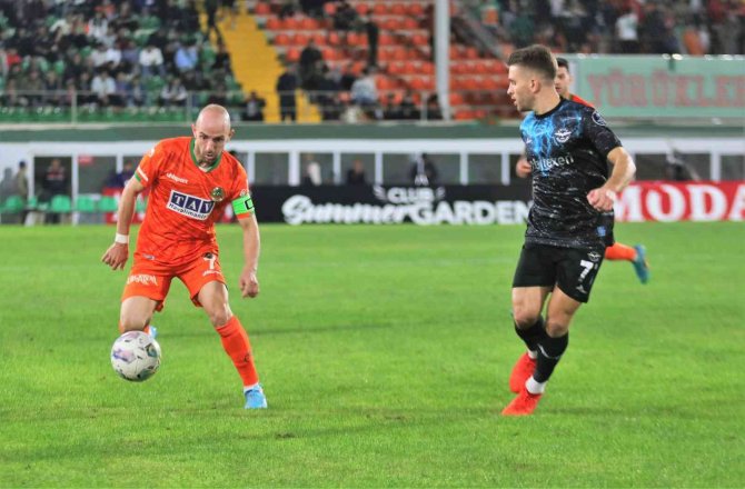 Spor Toto Süper Lig: Corendon Alanyaspor: 0 - Adana Demirspor: 0 (Maç Sonucu)