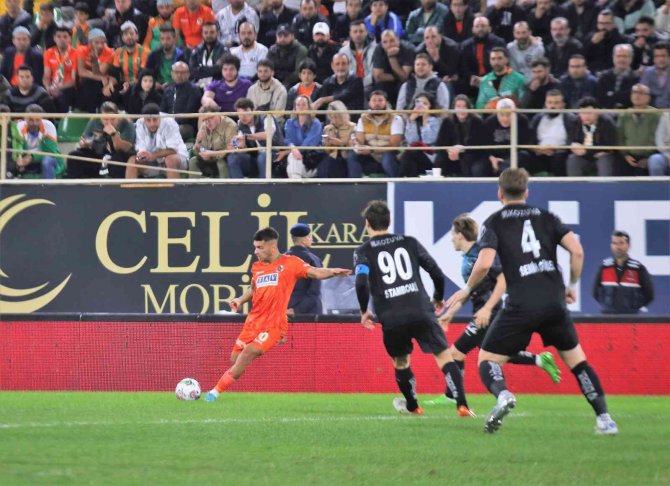 Spor Toto Süper Lig: Corendon Alanyaspor: 0 - Adana Demirspor: 0 (Maç Sonucu)