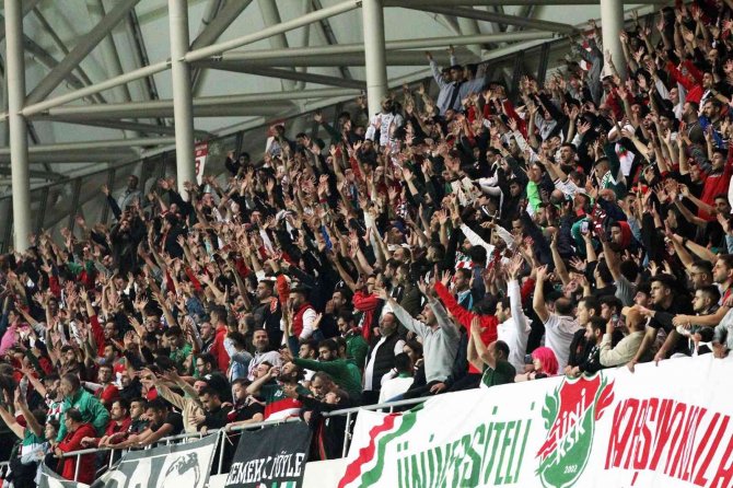 Karşıyaka - Amasyaspor Maçının Biletleri Satışa Çıktı