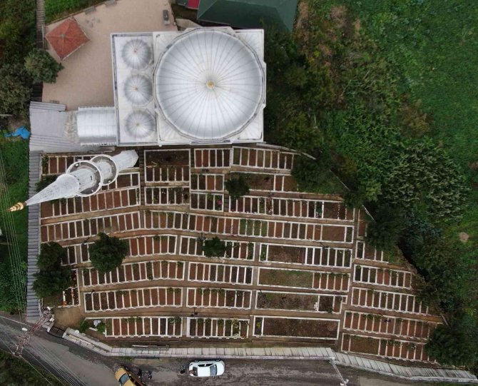 Çanakkale Şehitliği’nden Esinlendi, Tek Tip Mezar Hayalini Gerçekleştirdi