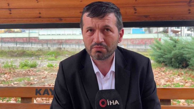 Depreme Kasap Dükkanında Yakalandı, Yakın Arkadaşının Vefat Ettiğini Kibrit Yakarak Gördü