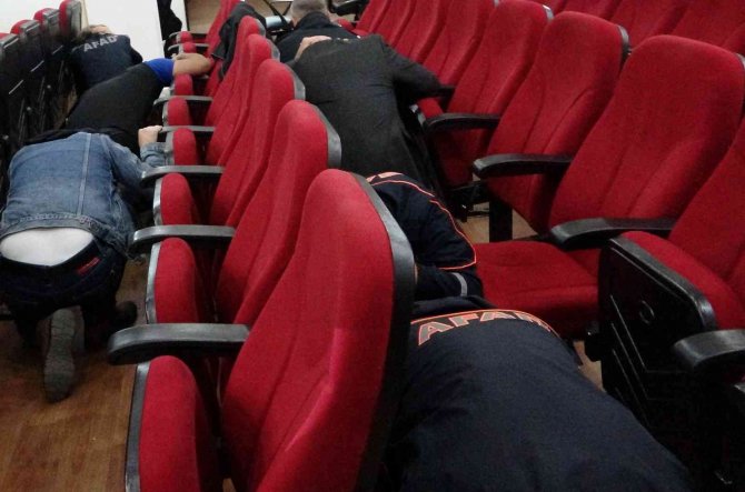 Muğla’da "Çök-kapan-tutun" Tatbikatı Gerçekleştirildi