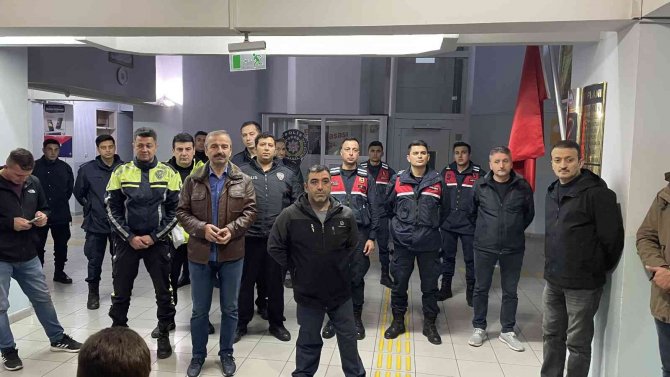 Çök-kapan-tutun Tatbikatı Yapıldı