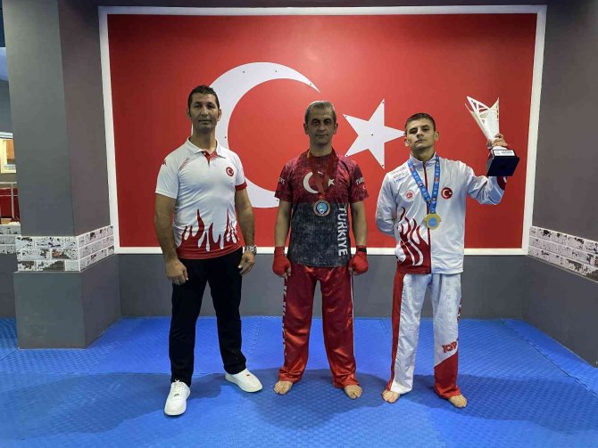 17 Yaşındaki Sporcu Kırık Burnuyla Dünya Şampiyonu Oldu