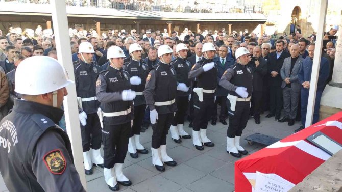 Hayatını Kaybeden Kaymakam Son Yolculuğuna Uğurlandı