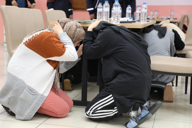 Bitlis’te ‘Deprem Anı Ülke Tatbikatı’ Yapıldı