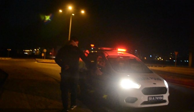 Dakikalarca Dil Döktü Ceza Yemekten Kurtulamadı: “İ̇ki Şişe Biradan Ne Olacak Be Abi”