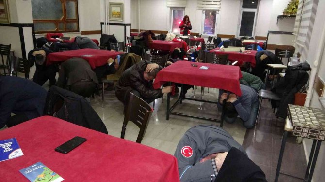 Ardahan’da "Çök Kapan Tutun" Tatbikatı Yapıldı