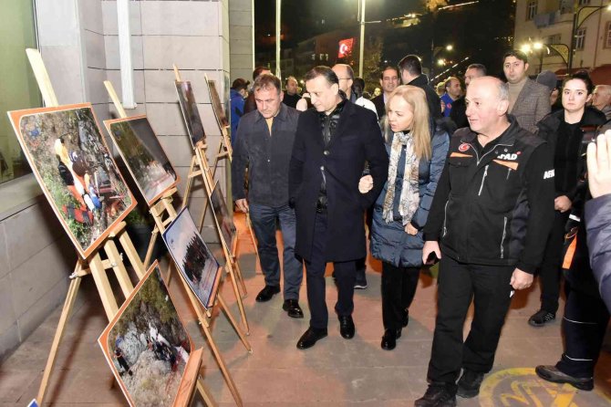 Gümüşhane’de Geniş Katılımlı Deprem Anı Tatbikatı Yapıldı