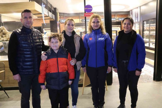 Edirne’de Fırıncılar Ve Sanayi Ustaları Çalışırken Tatbikata Yakalandı