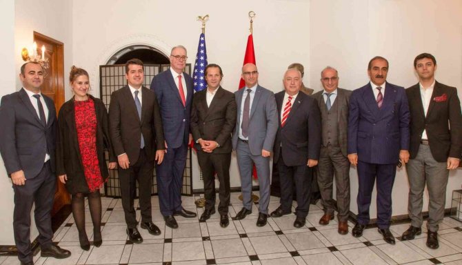 Turkish Tastes Markası Abd’de Ortaklarıyla Büyüyor