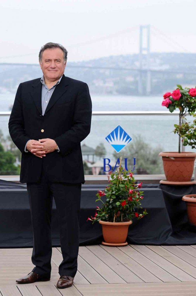 Tek Eğitimci Olarak Evrensel 50 İş Adamı Listesine Girdi