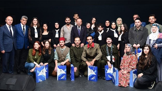 Etü’de Türkülerin Hikayesi Anıldı