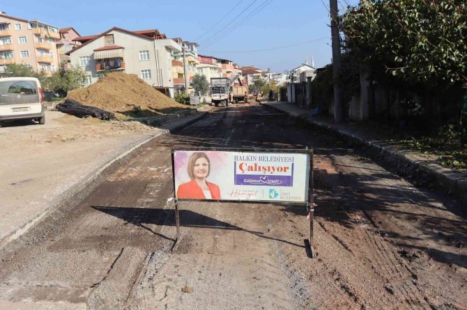 İ̇zmit’te Asfalt Çalışmaları Devam Ediyor