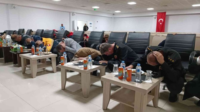Malatya’da ’Çök Kapan Tutun’ Tatbikatı