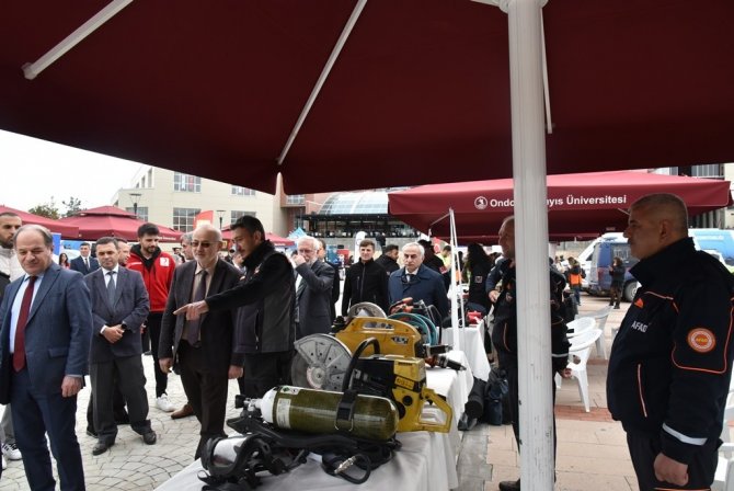 Üniversite Öğrencileri Arama Kurtarma Takımlarıyla Tanıştı