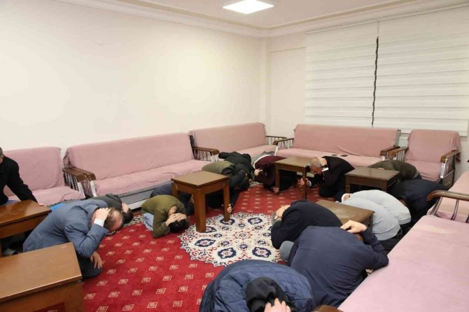 Suluova’da "Çök Kapan Tutun" Tatbikatı Yapıldı
