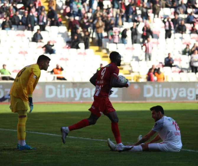 Sivasspor’da Yatabare Gol Sayısını 5’e Çıkardı