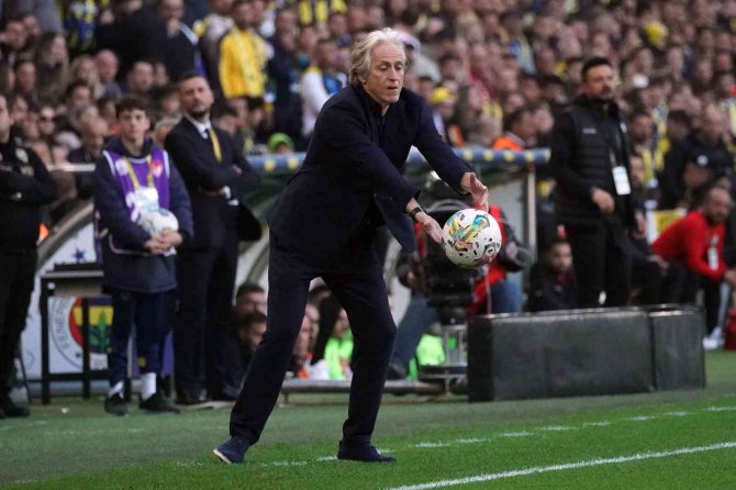 Spor Toto Süper Lig: Fenerbahçe: 1 - Giresunspor: 0 (İ̇lk Yarı)