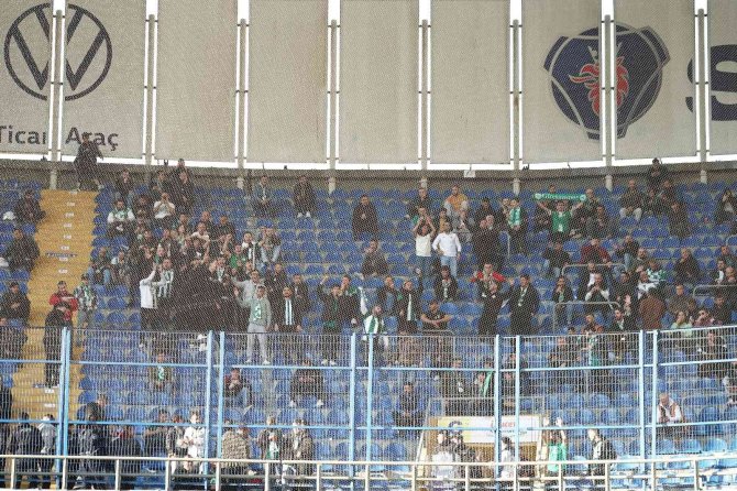 Spor Toto Süper Lig: Fenerbahçe: 0 - Giresunspor: 0 (Maç Devam Ediyor)