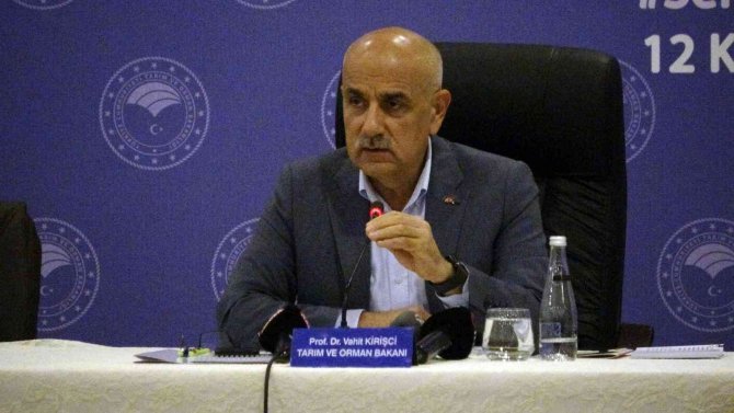 Bakan Kirişci: “Üreticimizin Ne Ekeceğine Artık Biz Devlet Olarak Karar Vereceğiz”