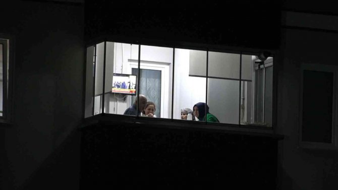 Tatbikatı Kimileri Uyguladı, Kimisi De Film Gibi İzledi