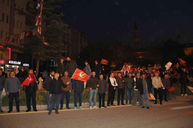 Yeniden Refah Partisi Genel Başkanı Erbakan: “(6’lı Masa) Bu Ülkeye Bunlardan Hayır Gelmeyeceğini Açıkça Ortaya Koyuyor”