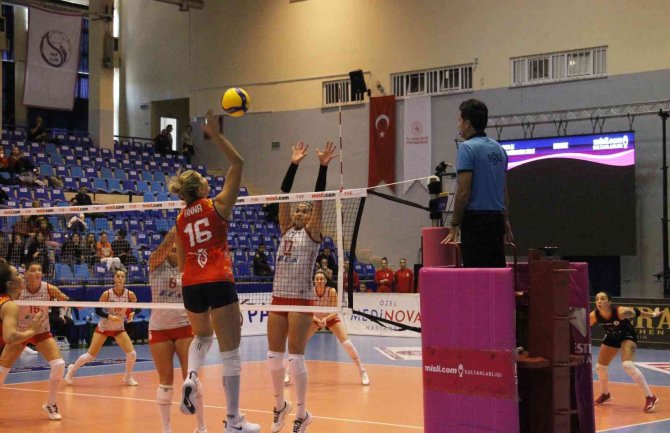 Sultanlar Ligi: Aydın Büyükşehir Belediyespor: 3 - Bolu Belediyespor: 1