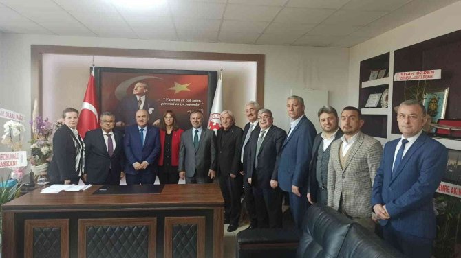 Başkan Yıldırım, Farklı Odalara Giderek Çalışmalar Hakkında Bilgiler Aldı