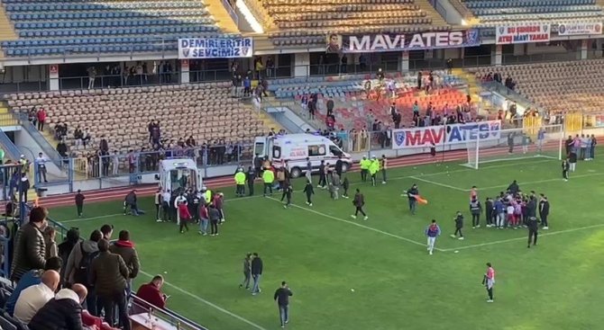 Galibiyet Sevinci Faciaya Dönüşüyordu