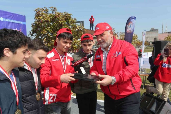 Canik Belediyesi, Derece Alan Ekiplere Ödül Verecek