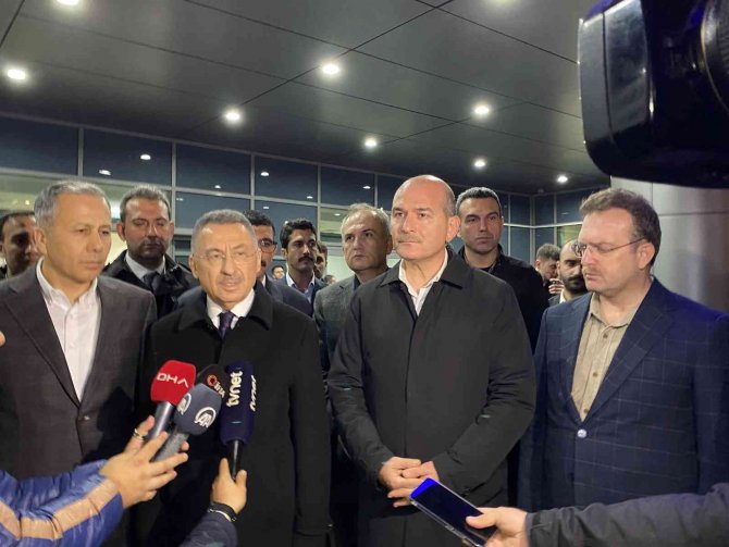 Cumhurbaşkanı Yardımcısı Oktay İle İ̇çişleri Bakanı Soylu Yaralıları Ziyaret Etti