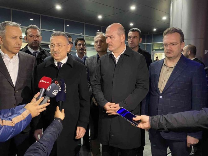 Cumhurbaşkanı Yardımcısı Oktay İle İ̇çişleri Bakanı Soylu Yaralıları Ziyaret Etti