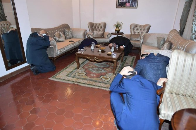 Adana’da “Çök-kapan-tutun” Tatbikatı