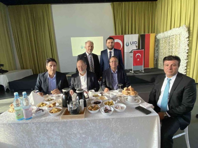 Eski Sağlık Bakanı Akdağ: “Koalisyonla Türkiye Yönetilemez”