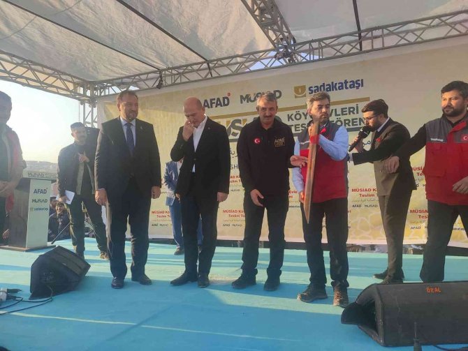 Bakan Soylu: "Yıl Sonuna Kadar 100 Bin Briket Evi Tamamlamış Olacağız"