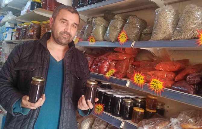 Soğuk Havaların Vazgeçilmezi Ardıç Pekmezi