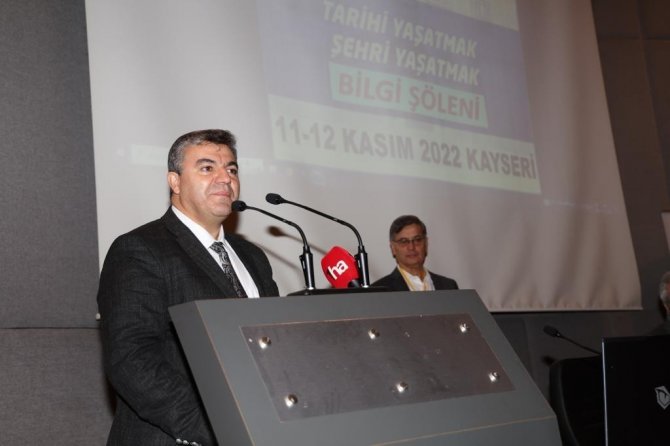 Büyükşehir’in Ev Sahipliğinde ‘Tarihi Yaşatmak, Şehri Yaşatmak’ Bilgi Şöleni