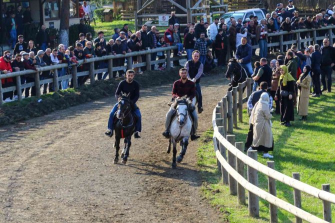 Ordu’da Atlar, Ata İçin Koştu
