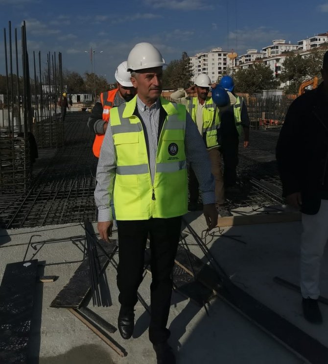 Şahinbey’de Millet Kütüphanesi Yapımı Sürüyor