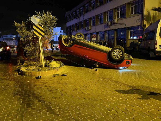 Takla Atan Araçtaki Sürücüyü Emniyet Kemeri Kurtardı