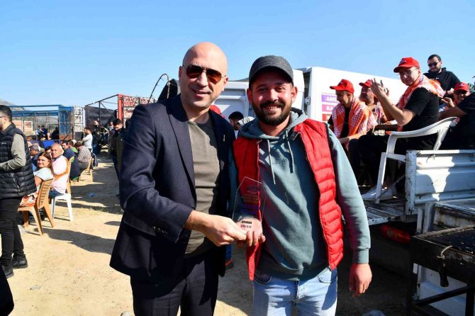 Söke’de Boğa Güreşi Heyecanı Yaşandı