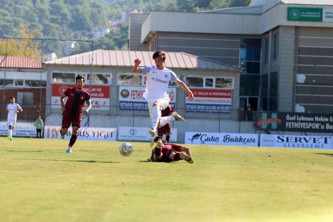 Tff 2. Lig : Fethiyespor: 0 - Uşak Spor A.ş.: 2